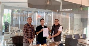 Heri Siswanto Terima Mandat Resmi Pimpin Pembentukan IWO Sulsel, Targetkan Organisasi Jurnalis Online yang Solid dan Profesional