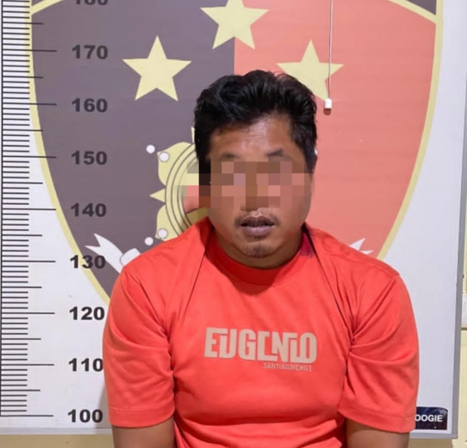 Detik-Detik Mencekam di Aringin: Polisi Selamatkan Terduga Pelaku dari Amukan Warga